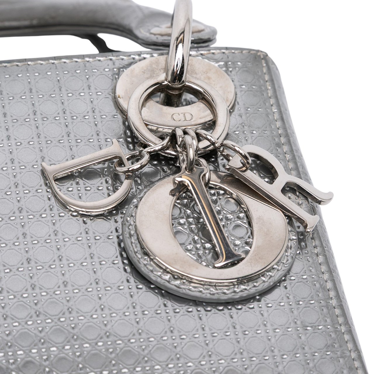 Dior Mini Metallic Patent Microcannage Lady Dior Zilver