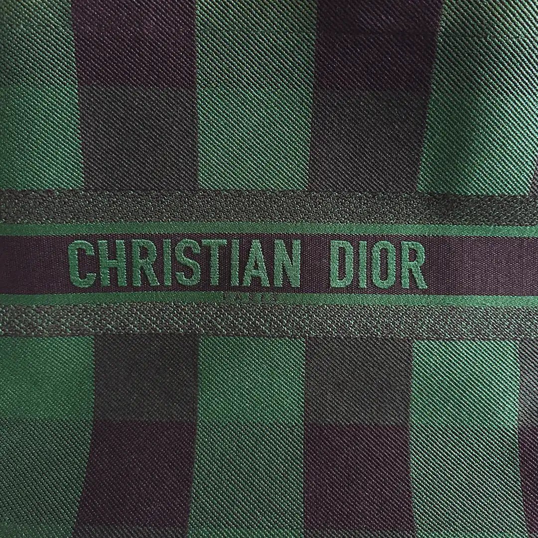 Dior Dior Book Tote Large Check Leaf green / black / very good Groen
