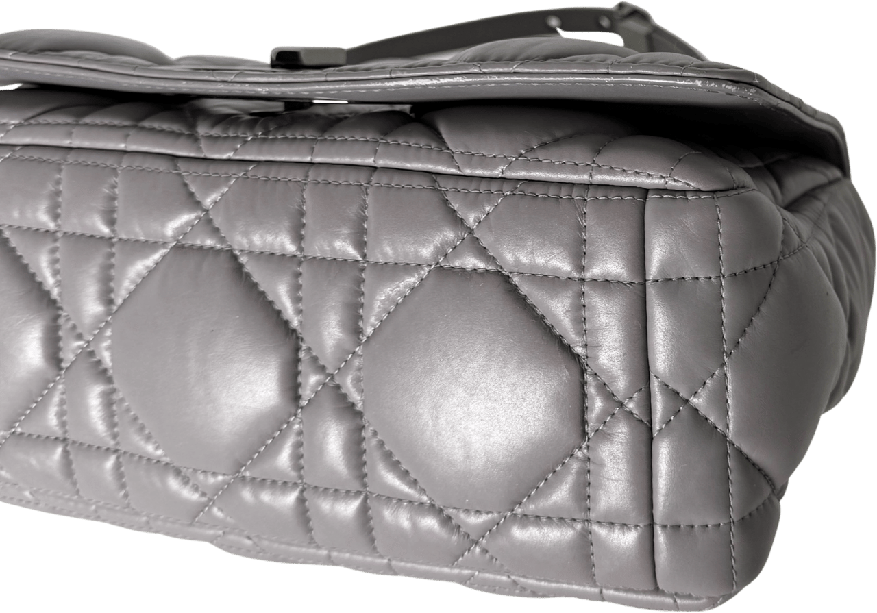 Dior Dior Medium Check Bag Dark Grey / very good Grijs