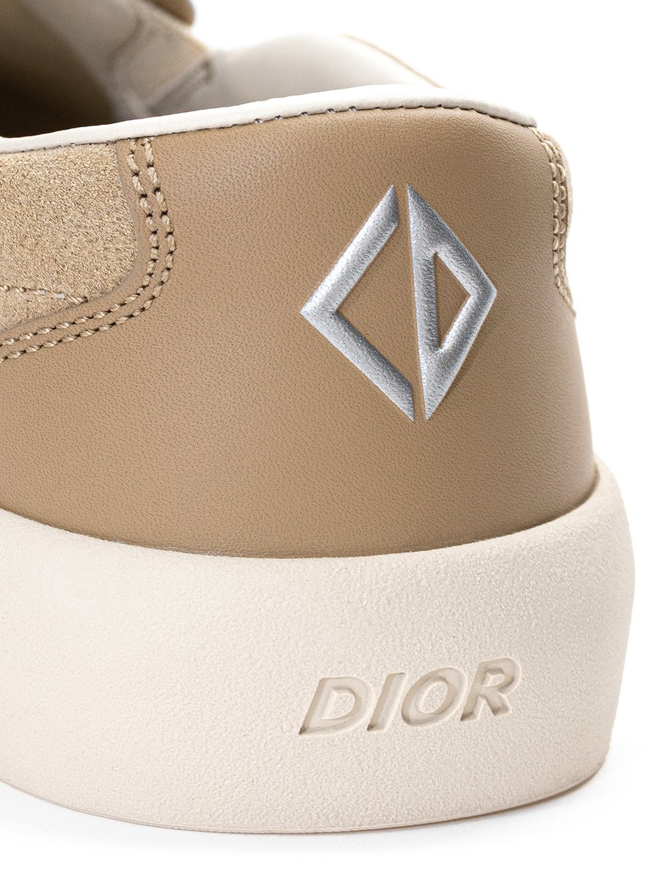 Dior Slip-Ons Beige Divers