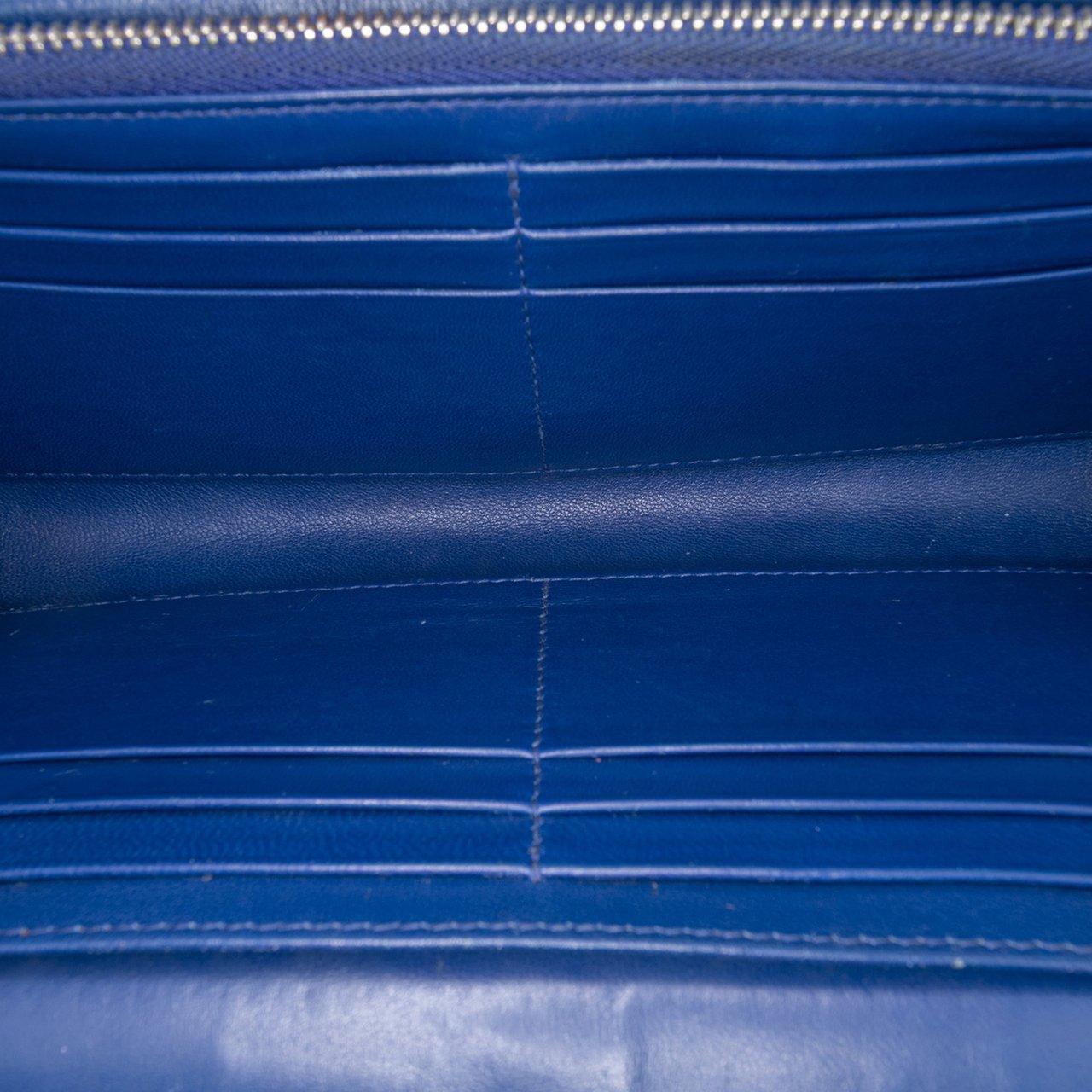 Dior Grained Calfskin Diorama Croisiere Wallet on Chain Blauw