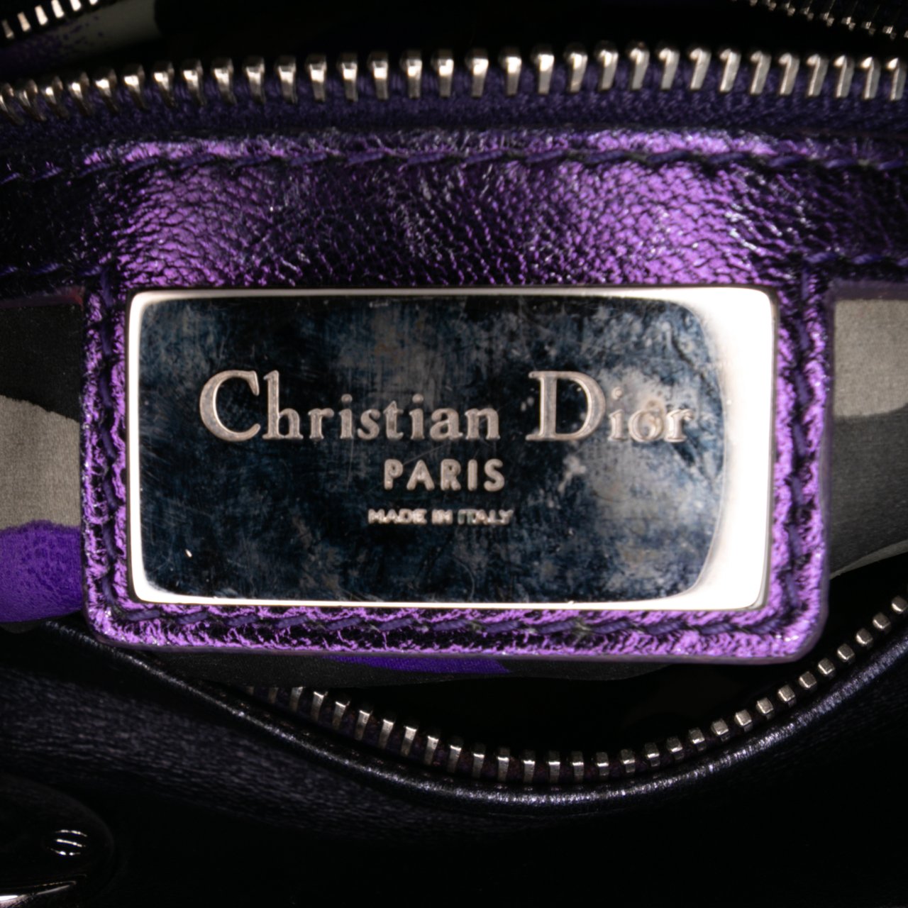 Dior Anselm Reyle Medium Metallic Lambskin Cannage Lady Dior Paars