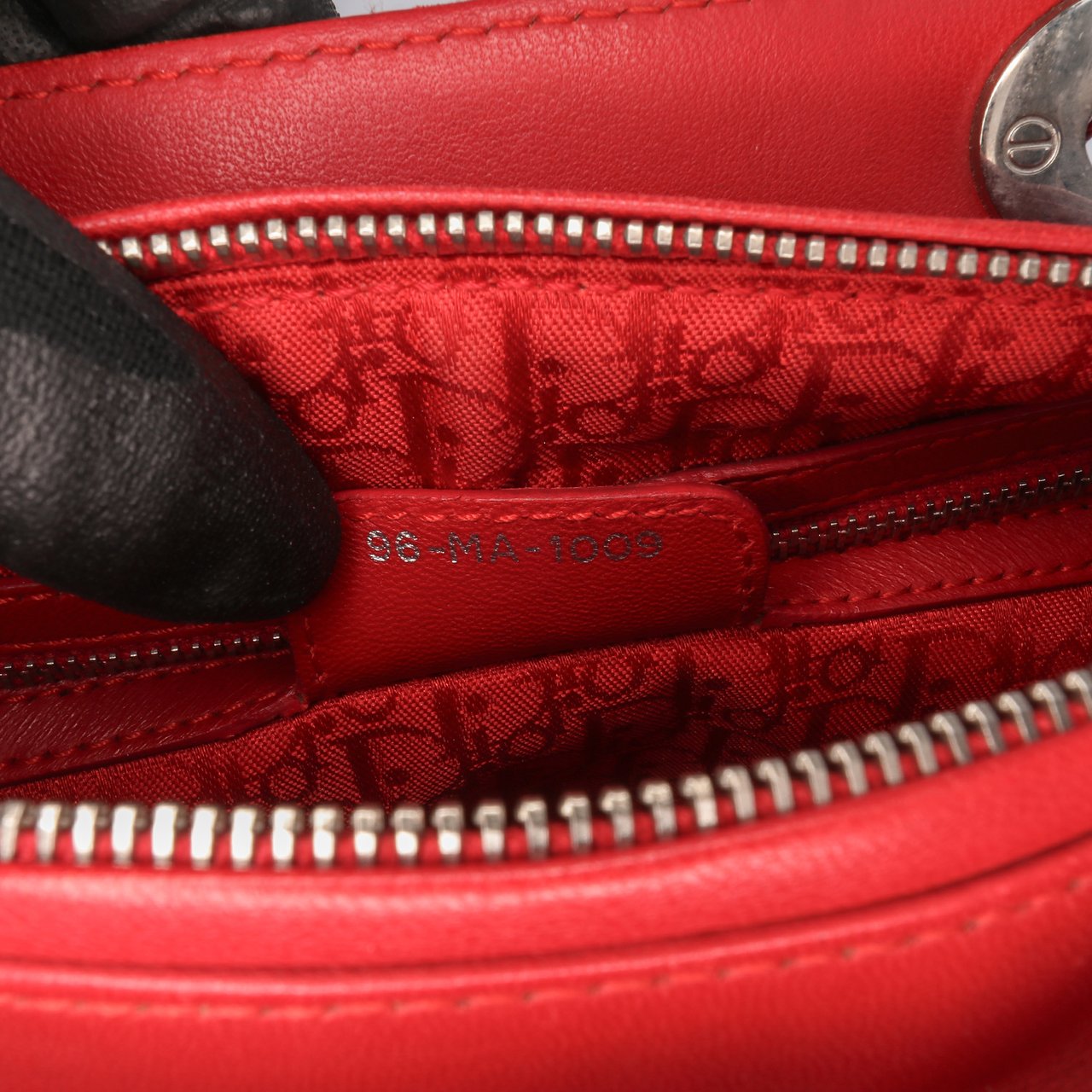 Dior Medium Lambskin Cannage Lady Dior Rood