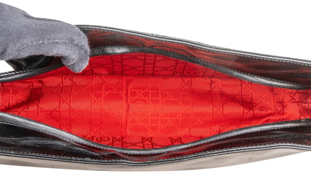 Dior Christian Dior Patent Leather Cannage Shoulder Bag Zwart
