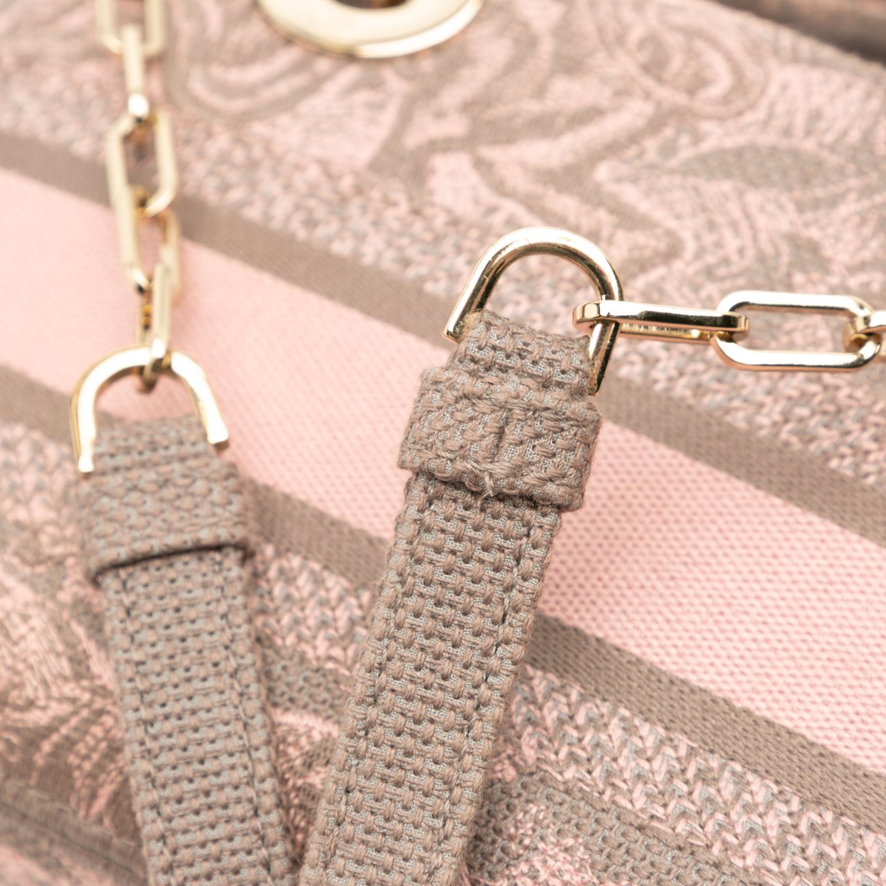 Dior Medium Canvas Embroidered Toile De Jouy Lady D Joy Satchel Roze