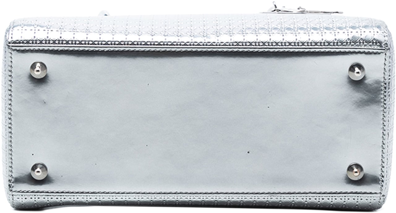 Dior Medium Metallic Patent Microcannage Lady Dior Zilver