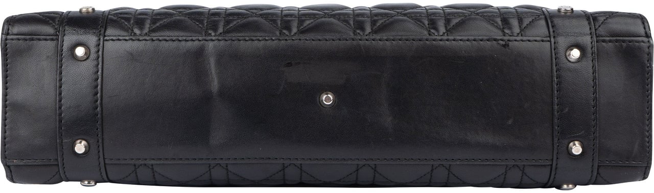 Dior Christian Dior Quilted Leather East West Lady Dior Handbag Zwart