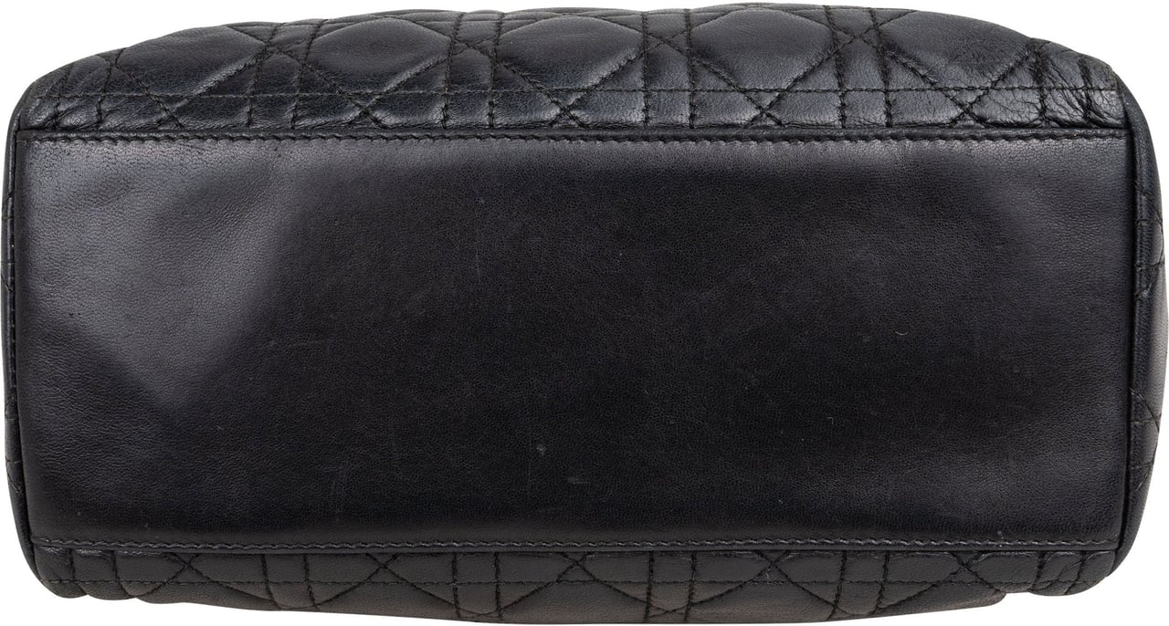 Dior Christian Dior Quilted Leather Lady Dior Handbag Zwart