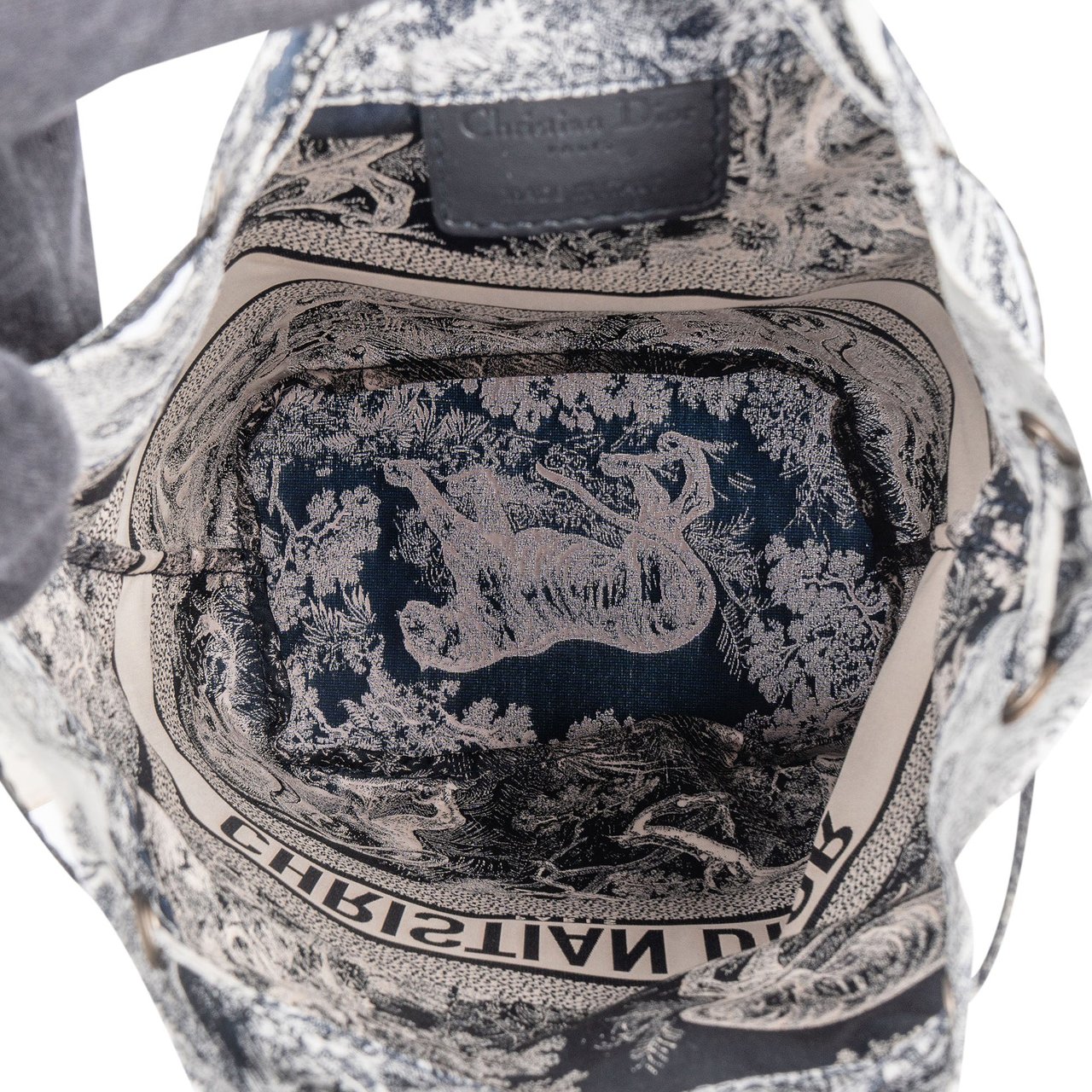 Dior Christian Dior Toile De Jouy Pouch Bag Wit