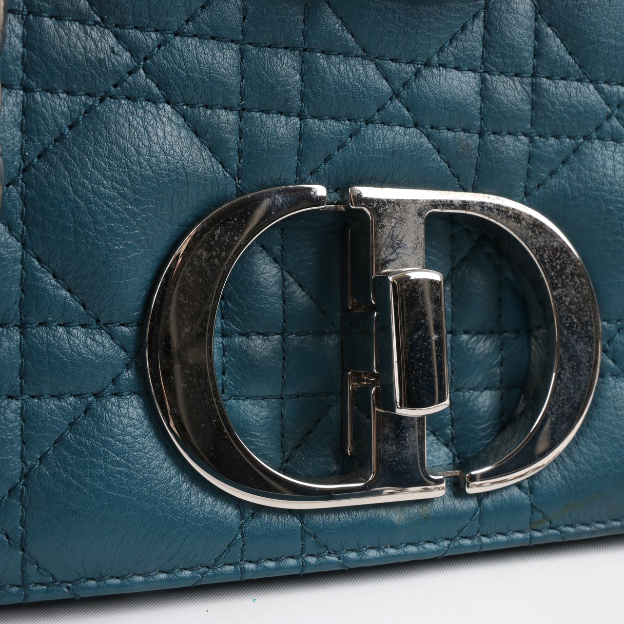 Dior Dior Caro Leather Chain Shoulder Bag in Blue Blauw