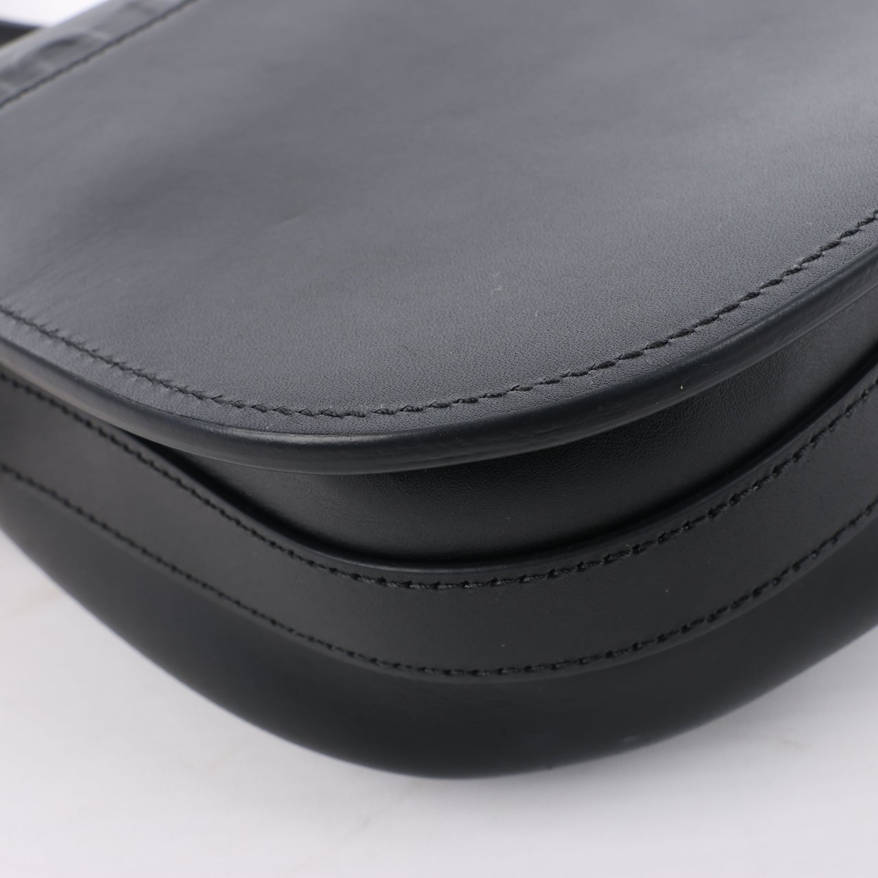 Dior Dior Bobby Medium Calfskin Flap Shoulder Bag in Black Zwart