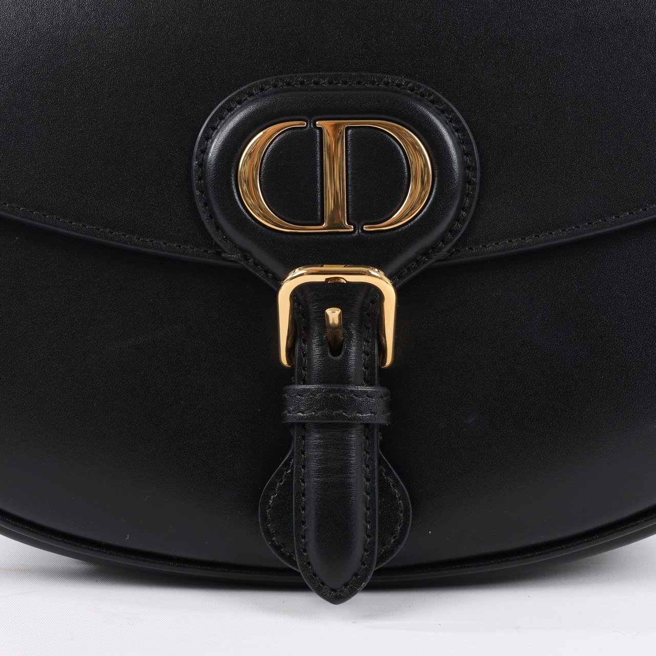 Dior Dior Bobby Medium Calfskin Flap Shoulder Bag in Black Zwart