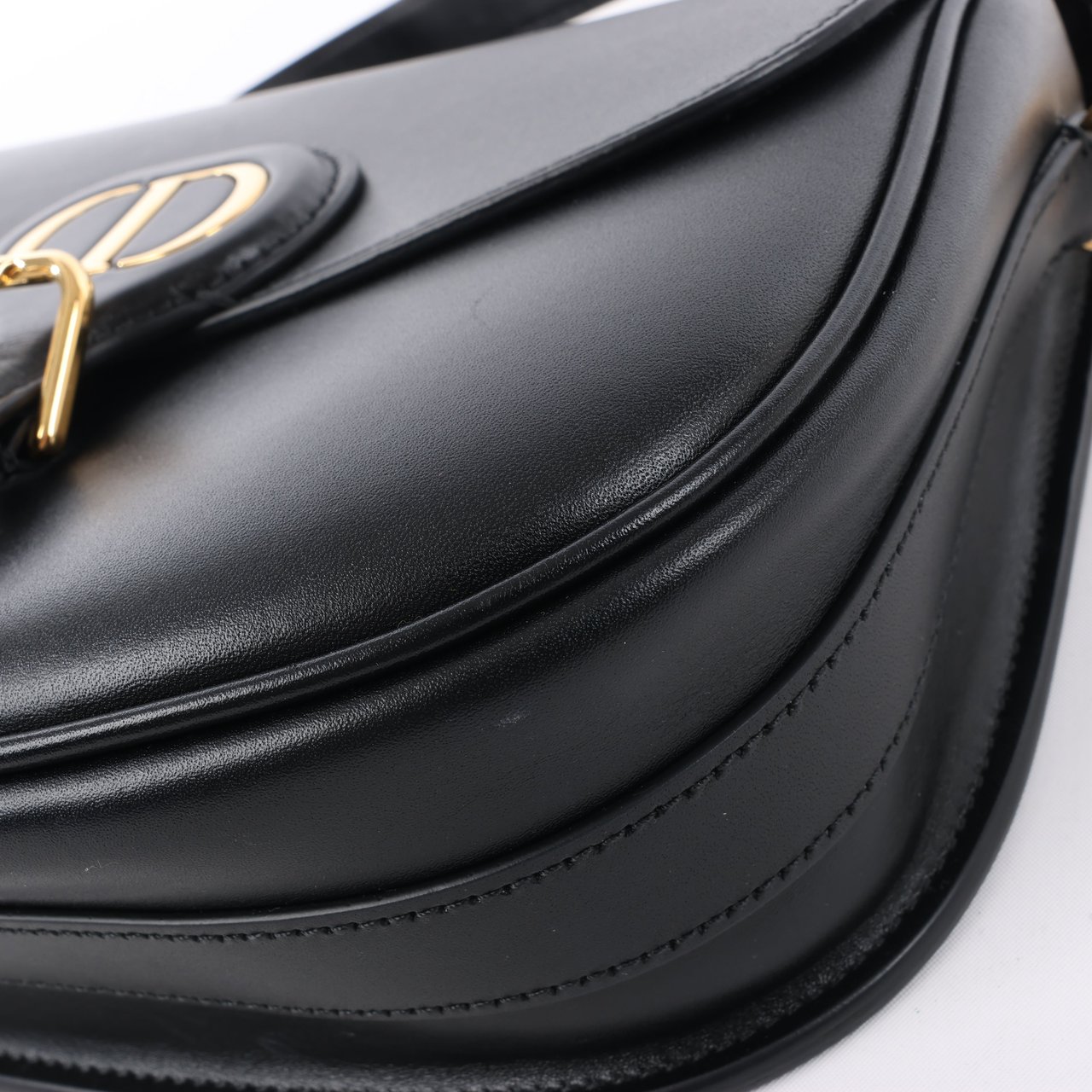 Dior Dior Bobby Medium Calfskin Flap Shoulder Bag in Black Zwart