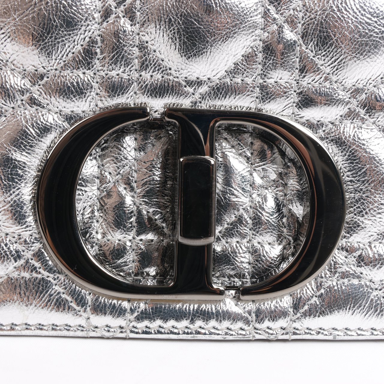 Dior Dior Caro Leather Chain Shoulder Bag in Metallic Silver Zilver