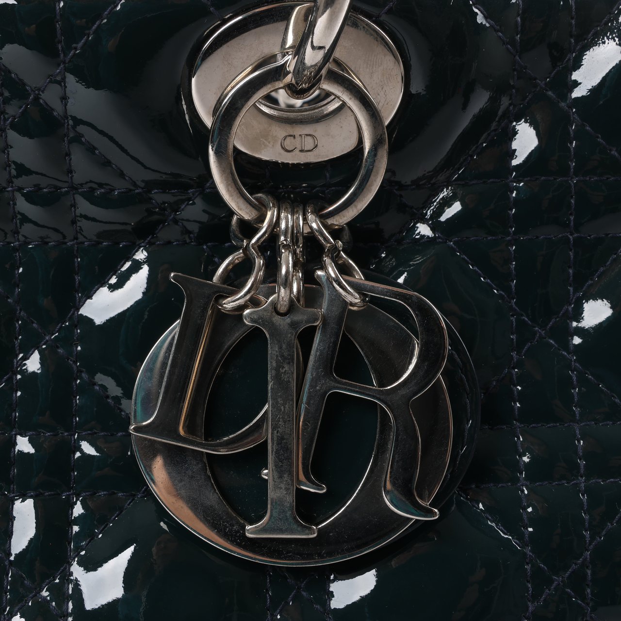 Dior Dior Lady Dior Large Cannage Patent Leather 2Way Handbag in Green Groen