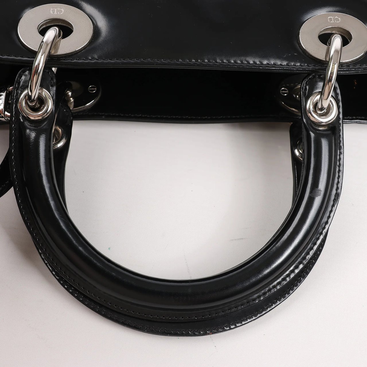 Dior Dior Lady Dior Large Patent Leather 2Way Handbag in Black Zwart