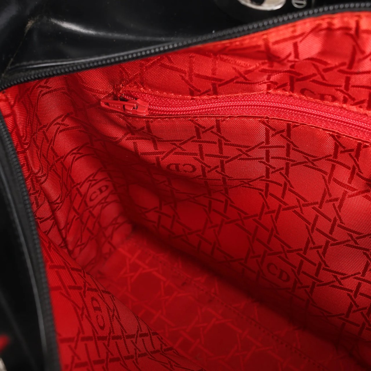 Dior Dior Lady Dior Large Patent Leather 2Way Handbag in Black Zwart