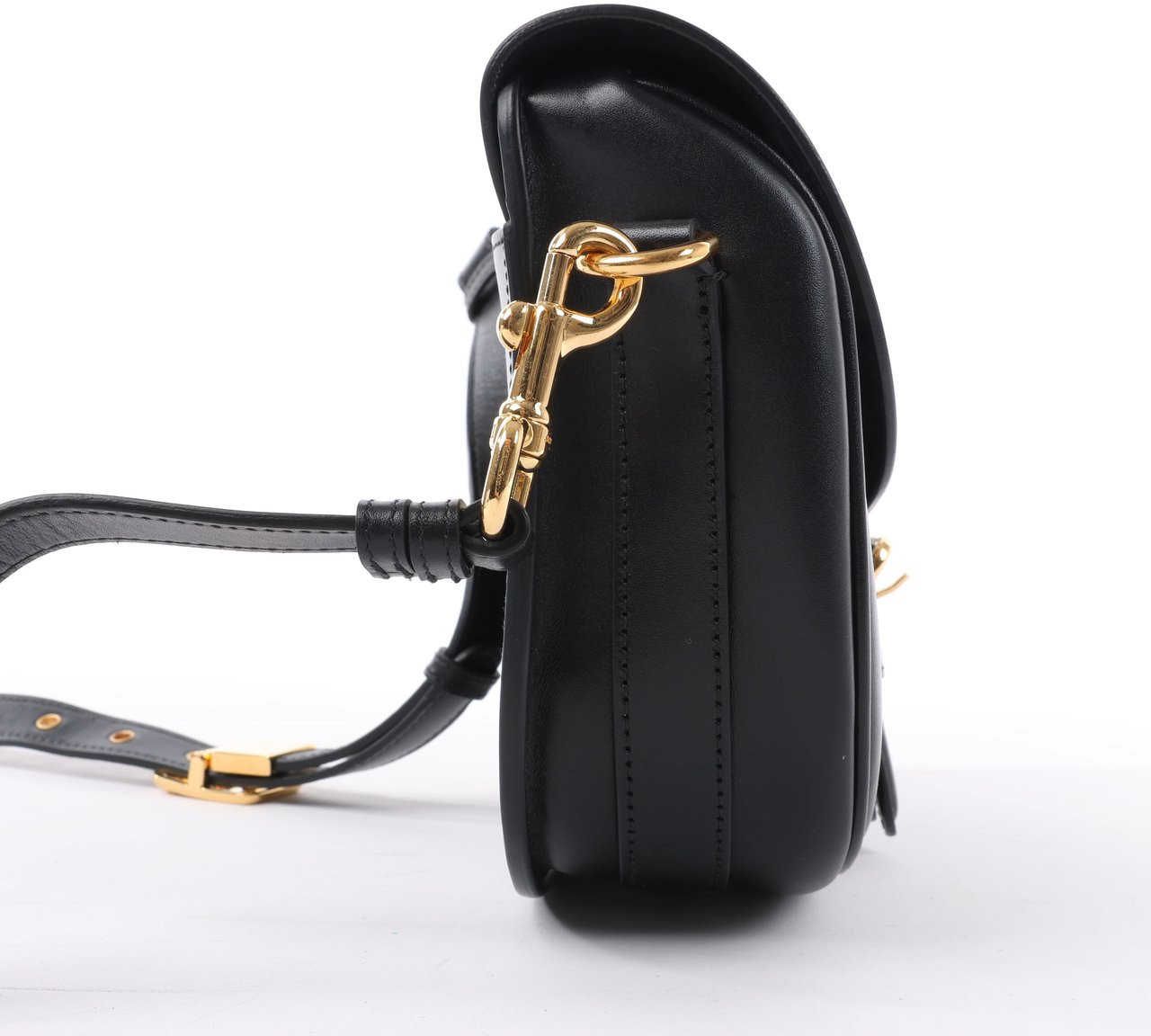 Dior Dior Bobby Medium Calfskin Flap Shoulder Bag in Black Zwart