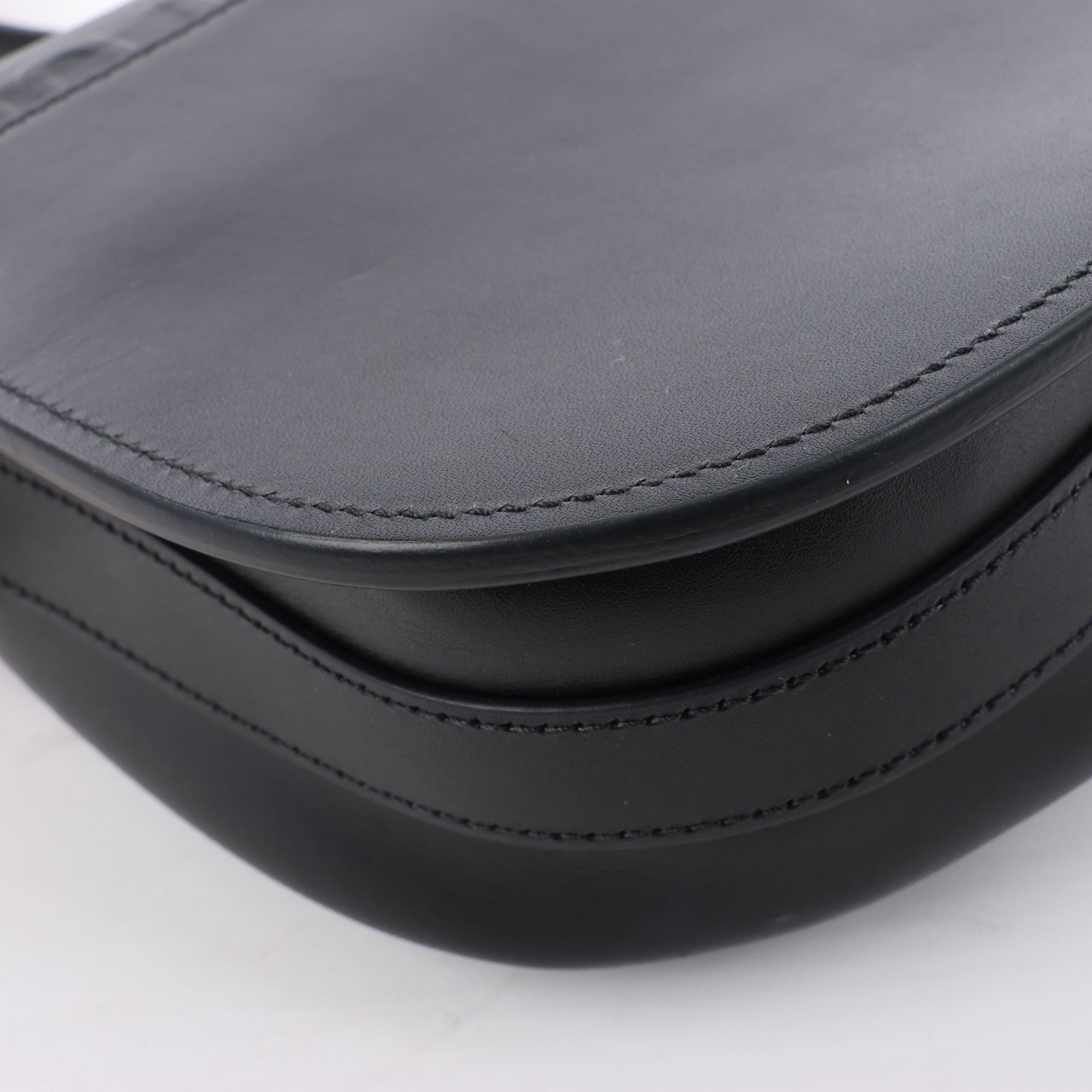 Dior Dior Bobby Medium Calfskin Flap Shoulder Bag in Black Zwart