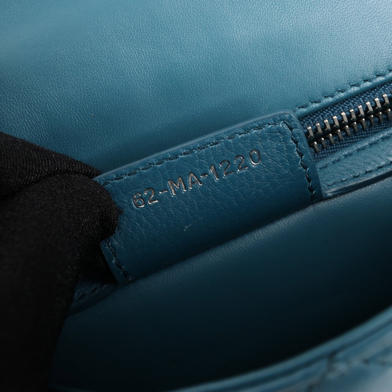 Dior Dior Caro Leather Chain Shoulder Bag in Blue Blauw