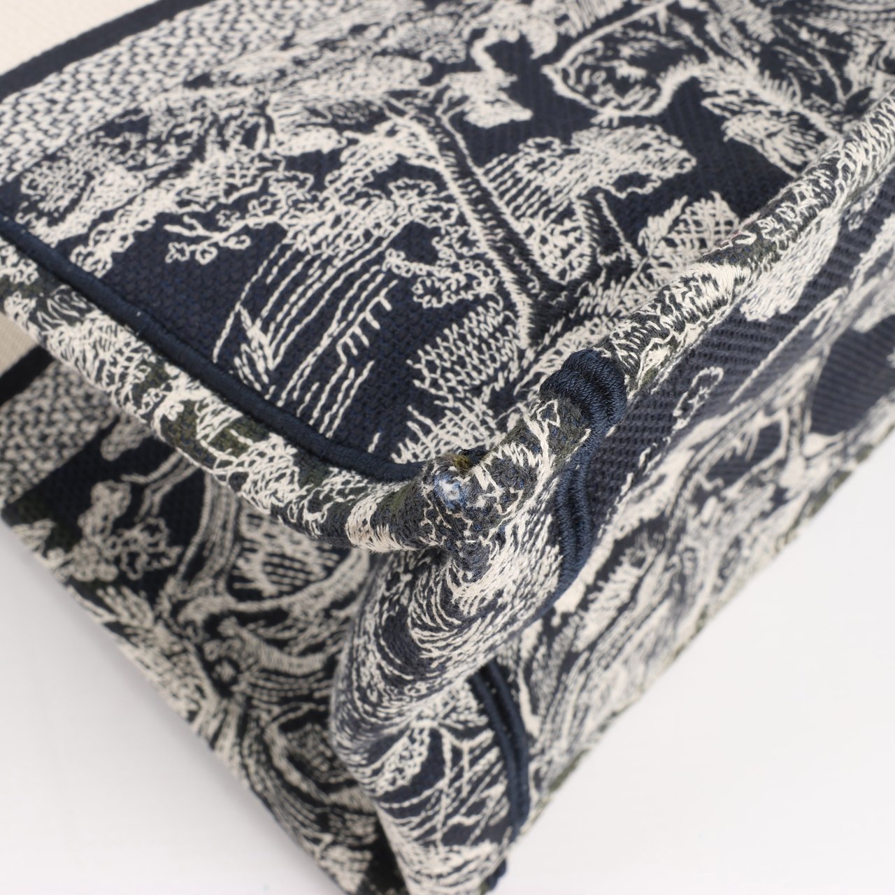 Dior Dior Toile Doo JUY Embroidery Book Large Canvas Tote Bag in Navy Blue Divers