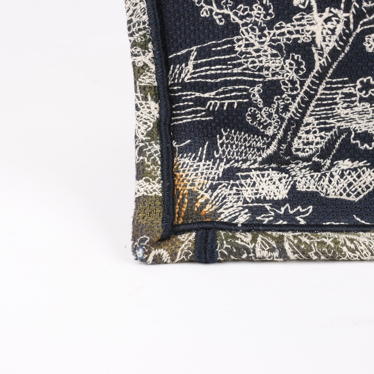 Dior Dior Toile Doo JUY Embroidery Book Large Canvas Tote Bag in Navy Blue Divers