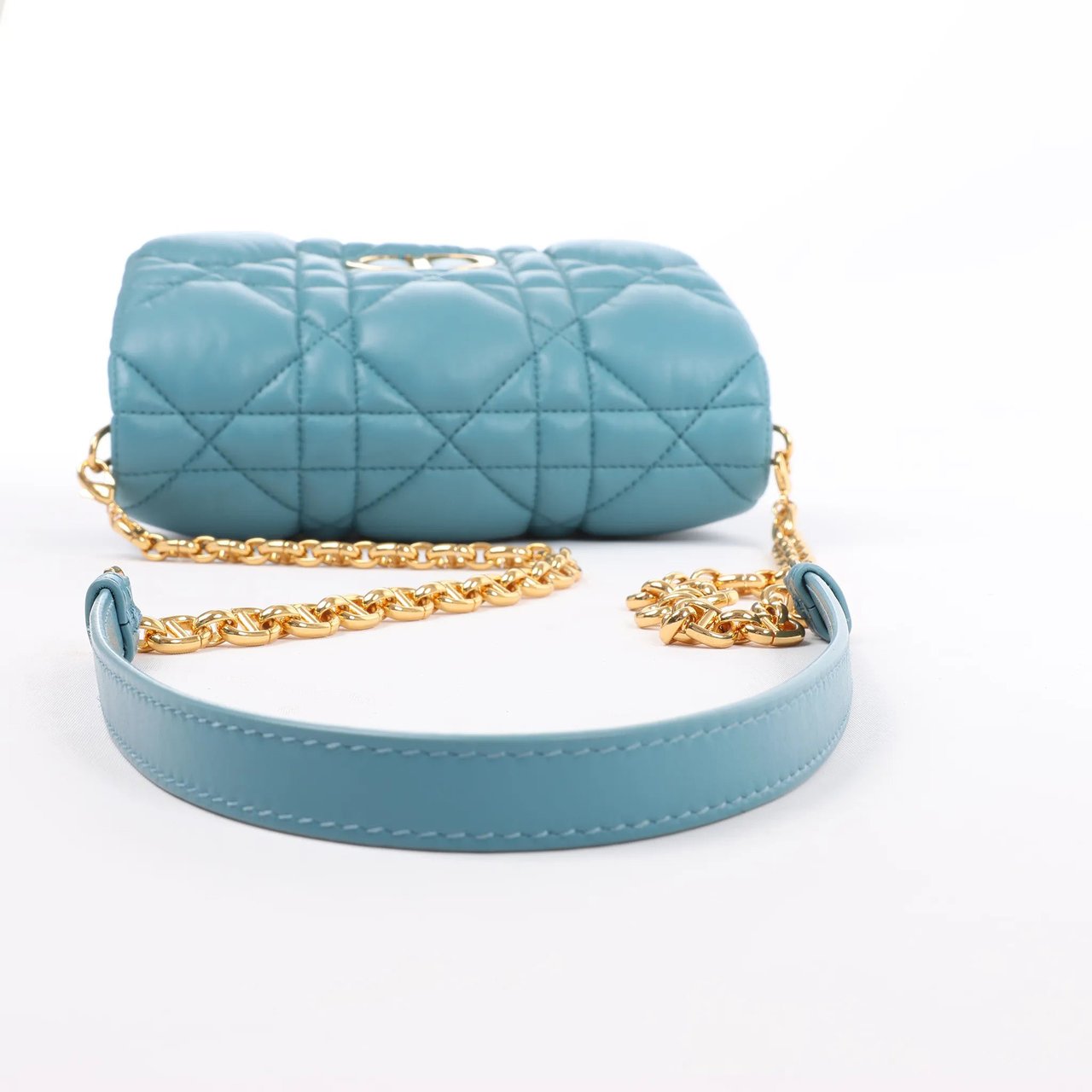 Dior Dior Caro Macrocannage Leather Chain Shoulder Bag in Blue Blauw