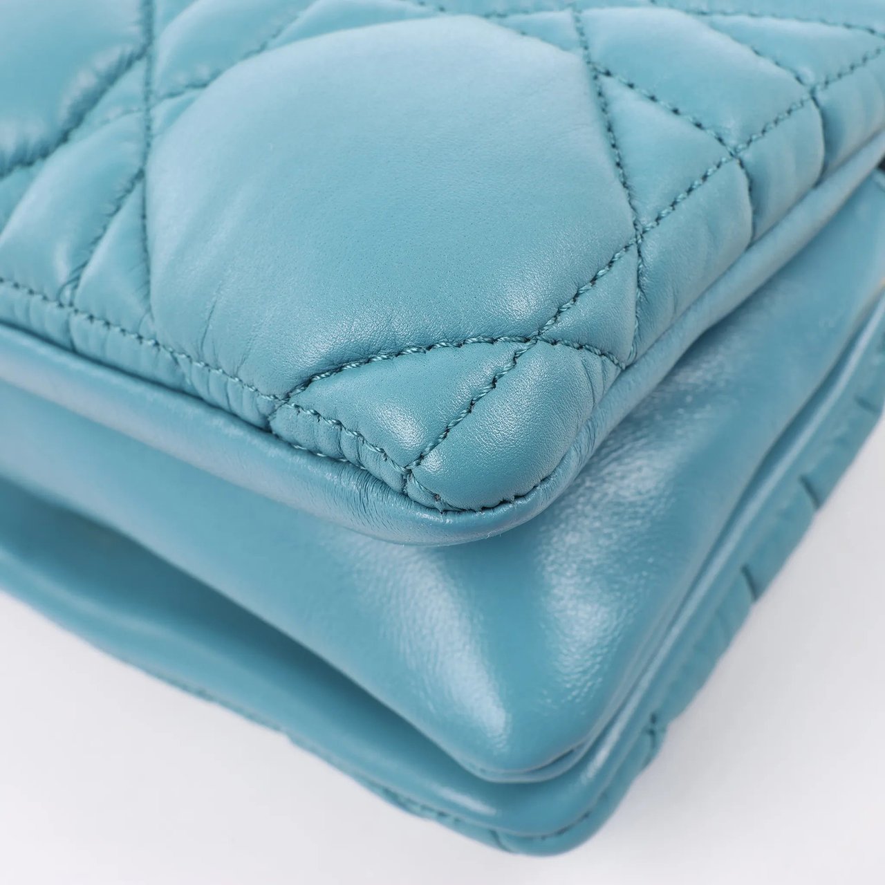 Dior Dior Caro Macrocannage Leather Chain Shoulder Bag in Blue Blauw