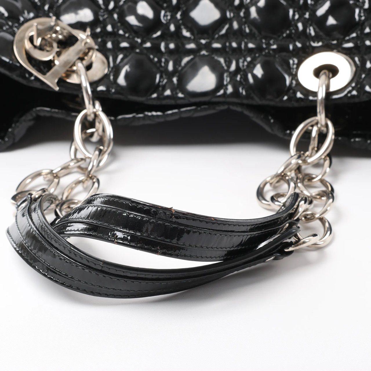 Dior Dior Soft Lady Dior Patent Leather Cannage Large Shoulder Bag in Black Zwart