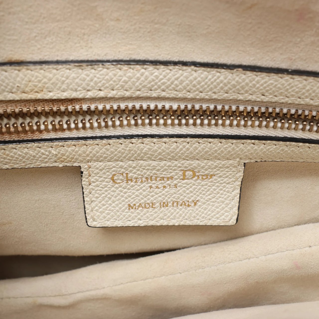 Dior Dior Saddle Classic Bag Canvas Shoulder Bag in White Divers