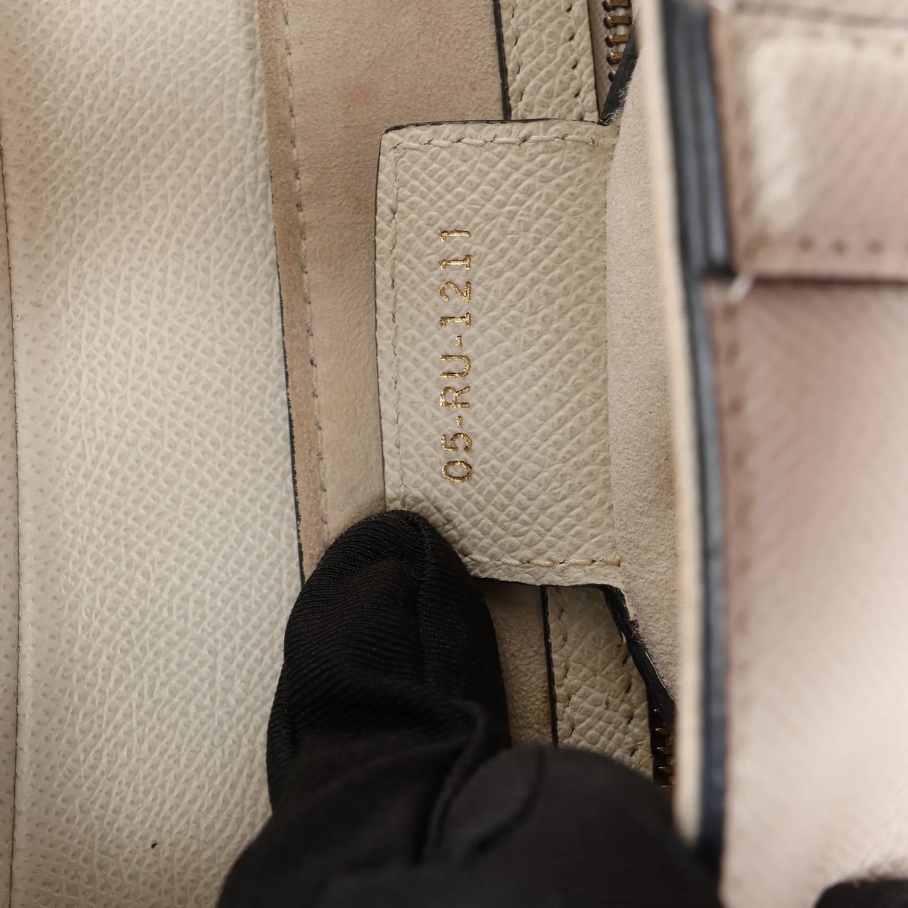 Dior Dior Saddle Classic Bag Canvas Shoulder Bag in White Divers
