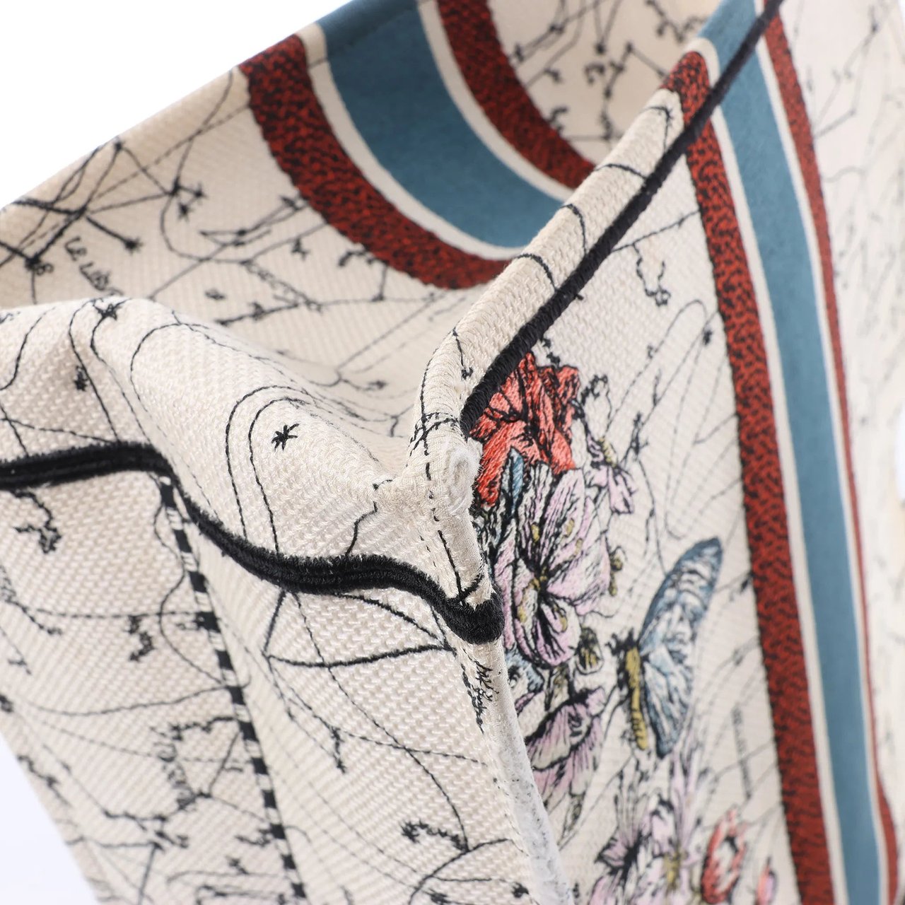 Dior Book Tote Large Zodiac Canvas Handbag in Multicolor Divers