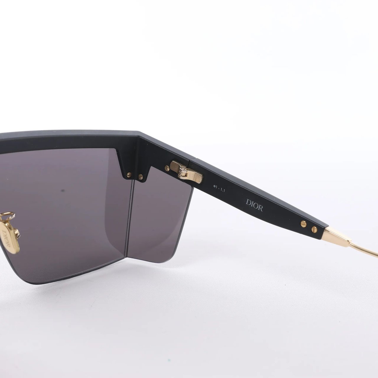 Dior DiorClub M1U Sunglasses in Black Zwart