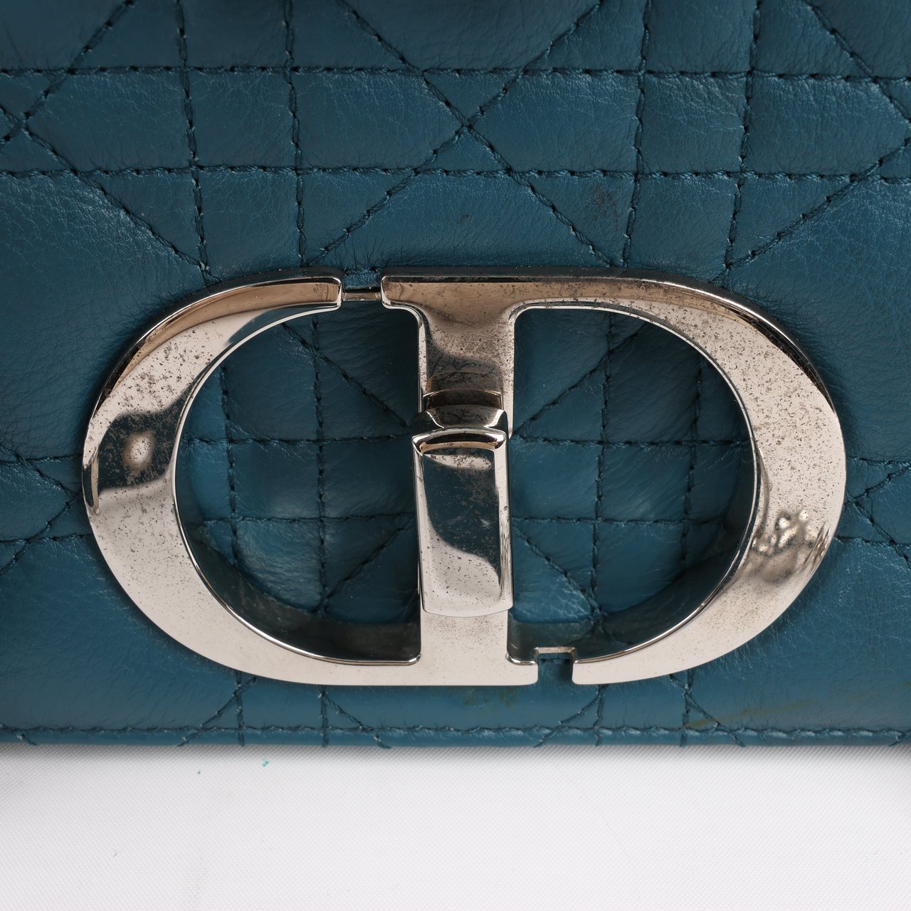 Dior Caro Leather Chain Shoulder Bag in Blue Blauw