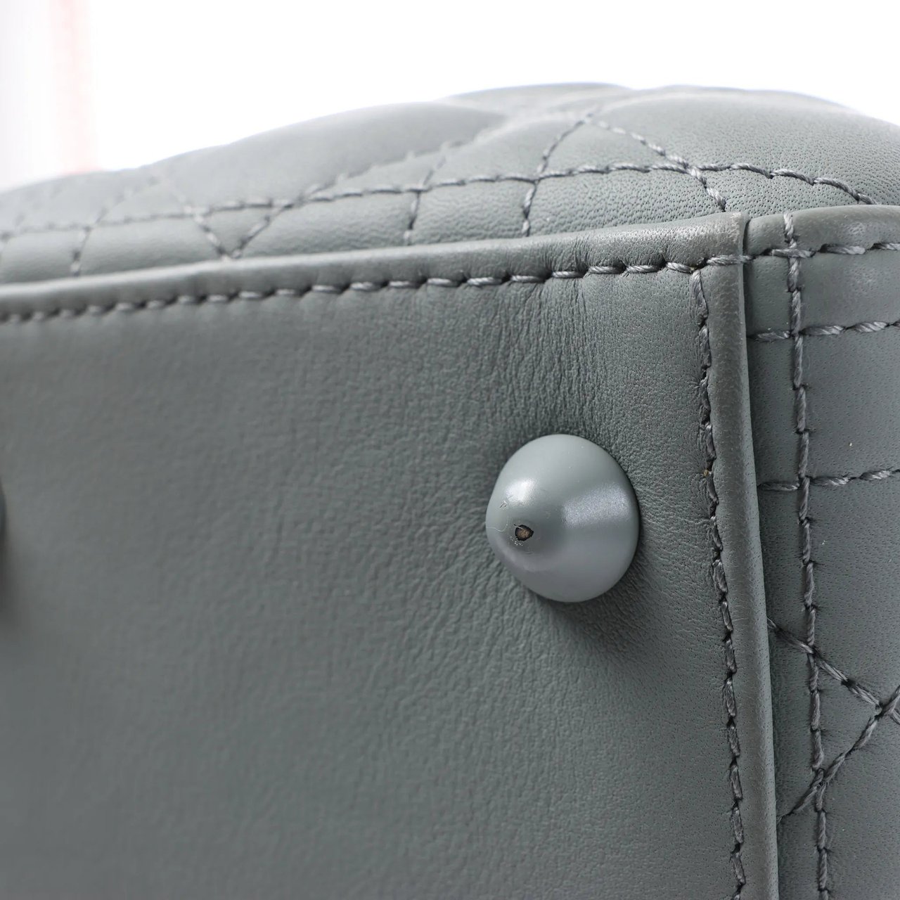 Dior Lady Dior Large Cannage Leather 2Way Handbag in Gray Grijs