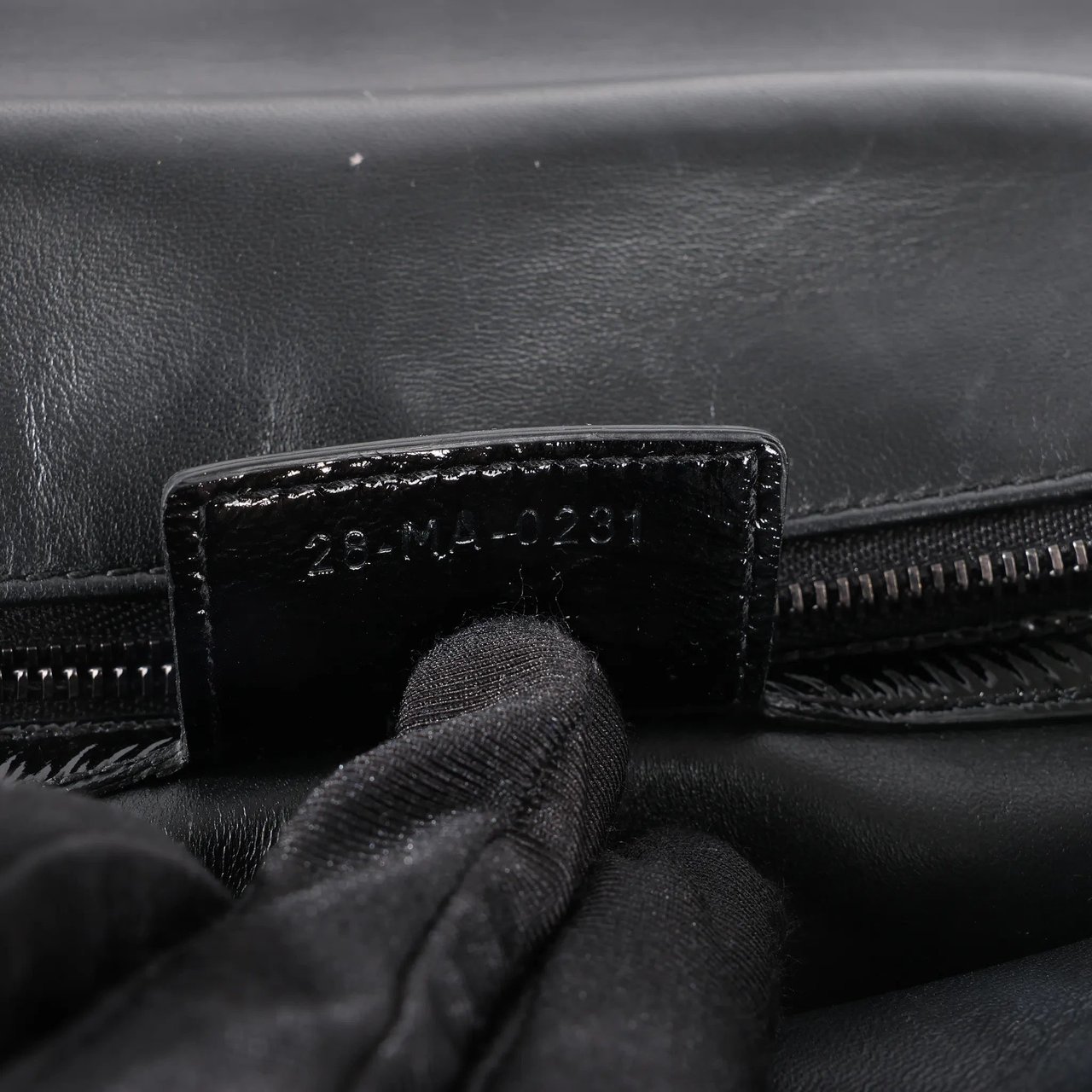 Dior Caro Leather Chain Crossbody Bag in Black Zwart