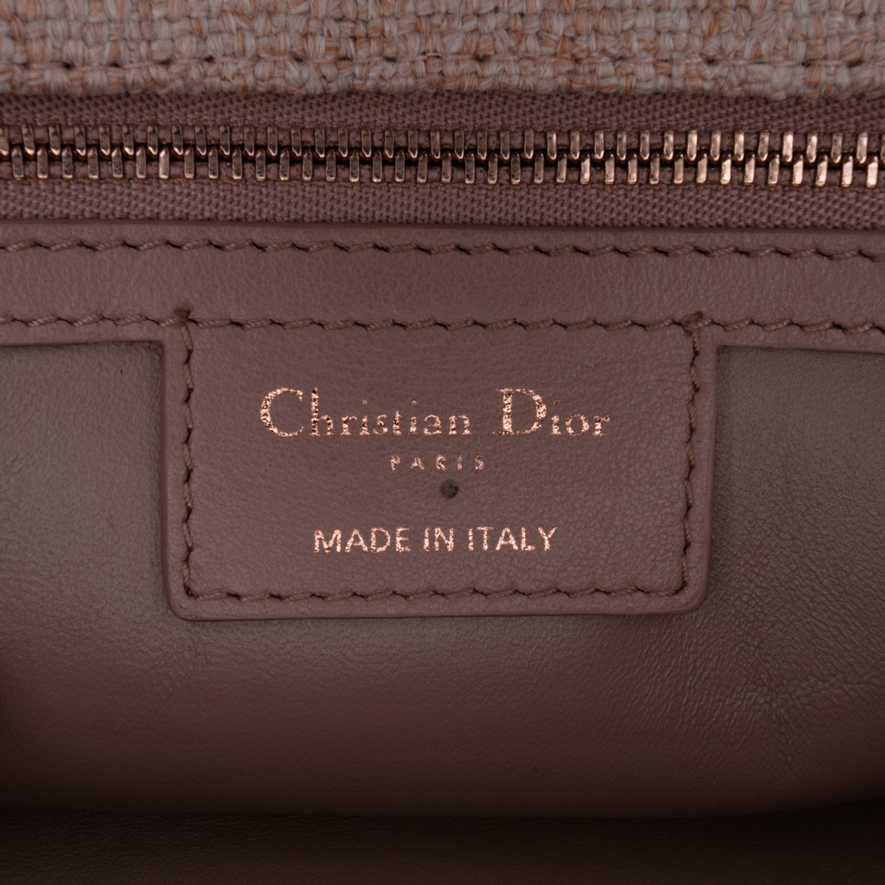 Dior Small Tweed Macrocannage Caro Bag Roze