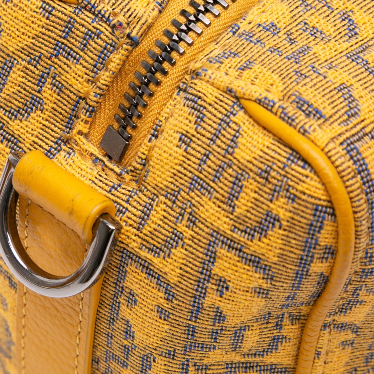 Dior Oblique Canvas Lingot 22 Bag Geel