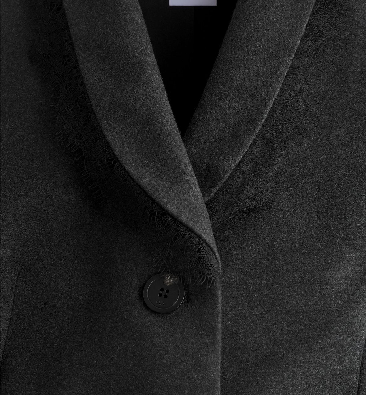 Dior Tailored Fitted Jacket With Lace Trim And Flap Pockets Zwart