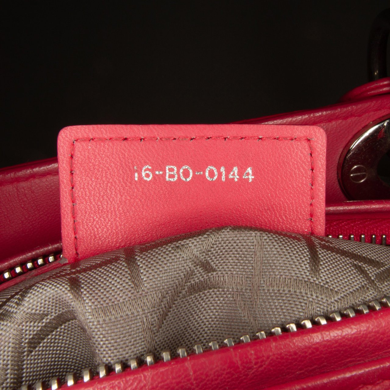 Dior Medium Lambskin Cannage Lady Dior Roze