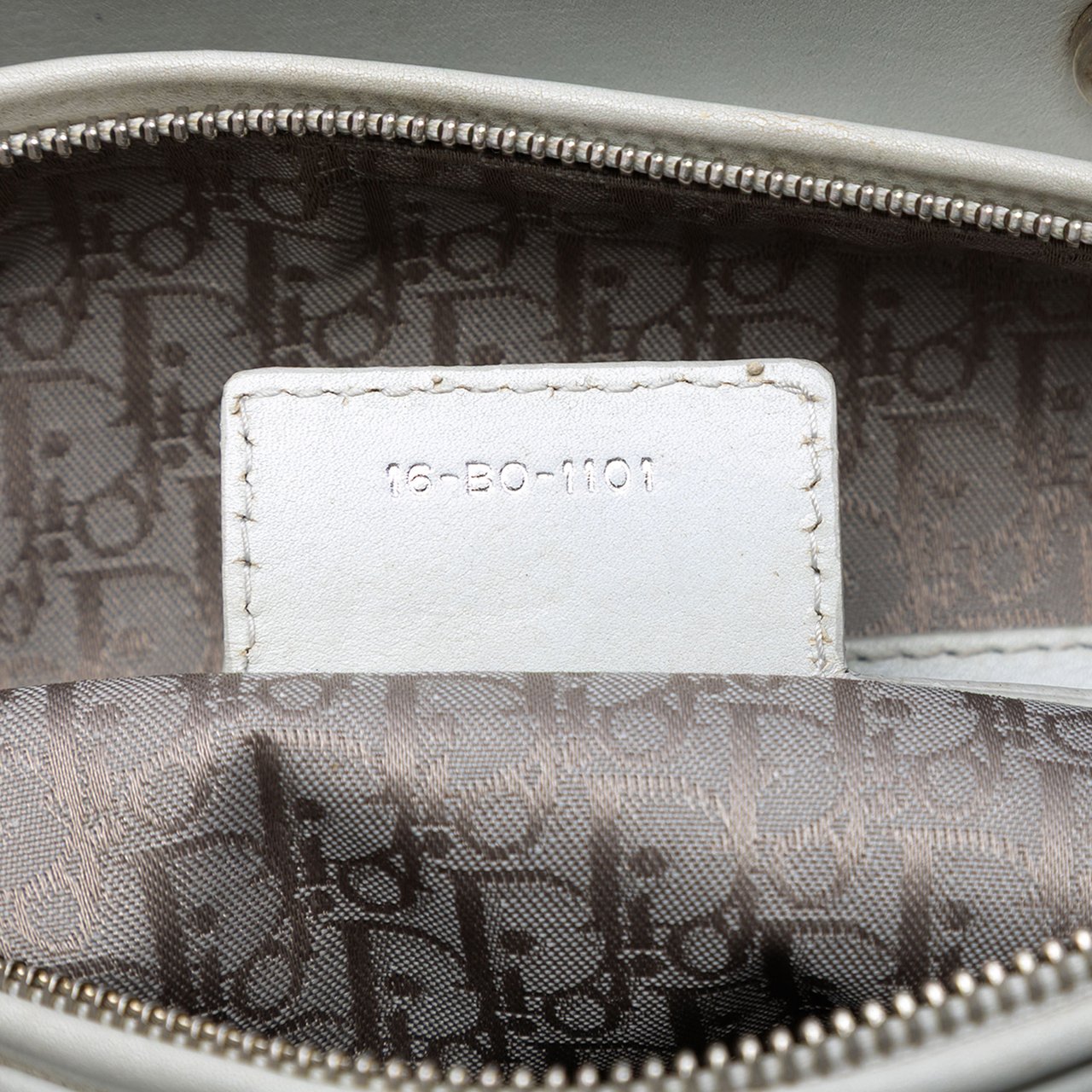 Dior Large Lambskin Cannage Lady Dior Wit