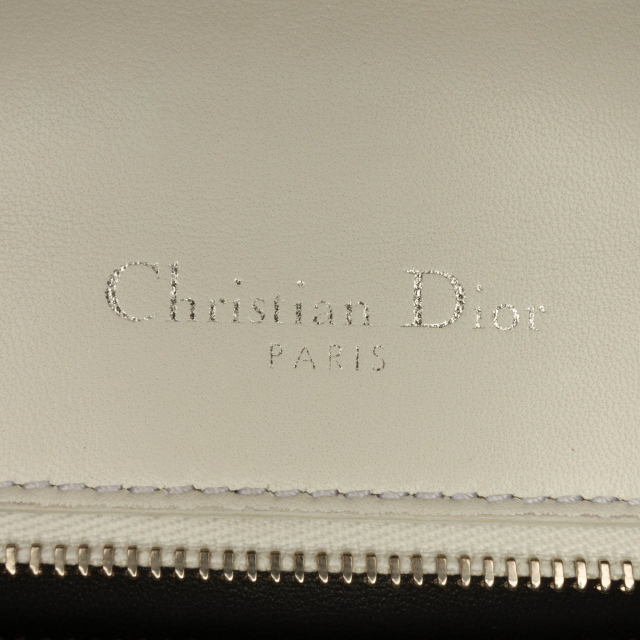 Dior Medium Patent Diorama Wit