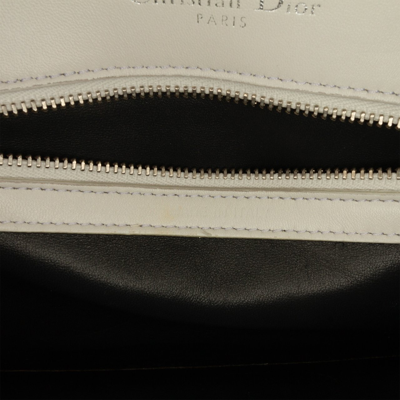 Dior Medium Patent Diorama Wit