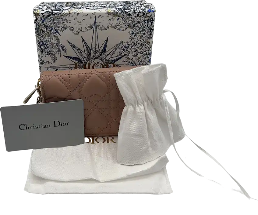 Dior Dior small Lady Dior Voyageur wallet pink Cannage lambskin heart motif limited / new Divers