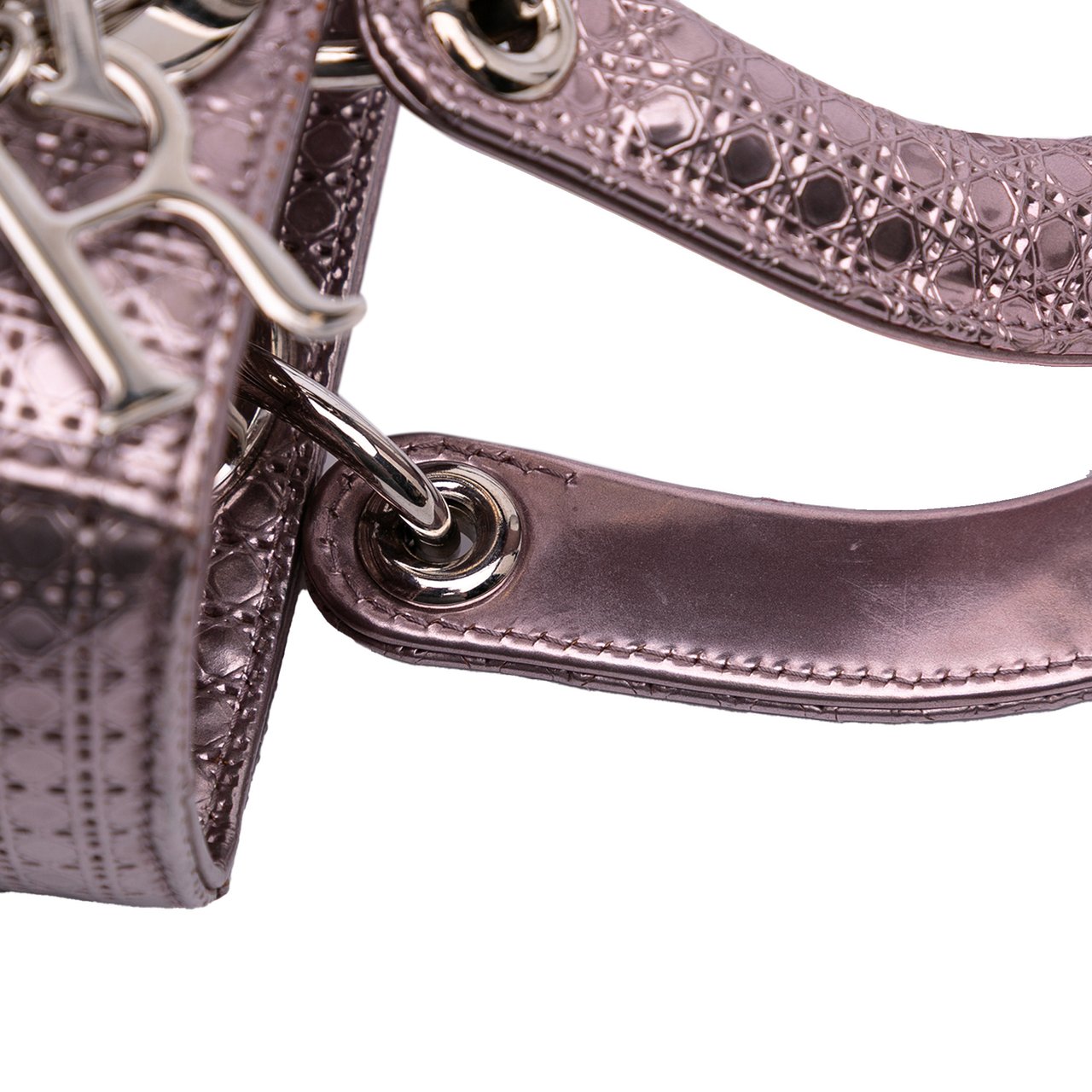 Dior Medium Metallic Patent Microcannage Lady Dior Roze