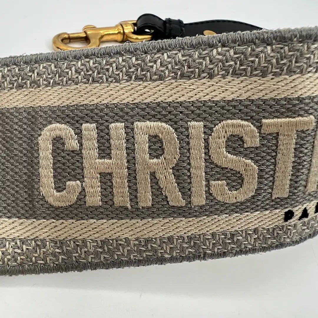 Dior Christian Dior wide shoulder strap Dior Paris embroidery grey / very good Grijs