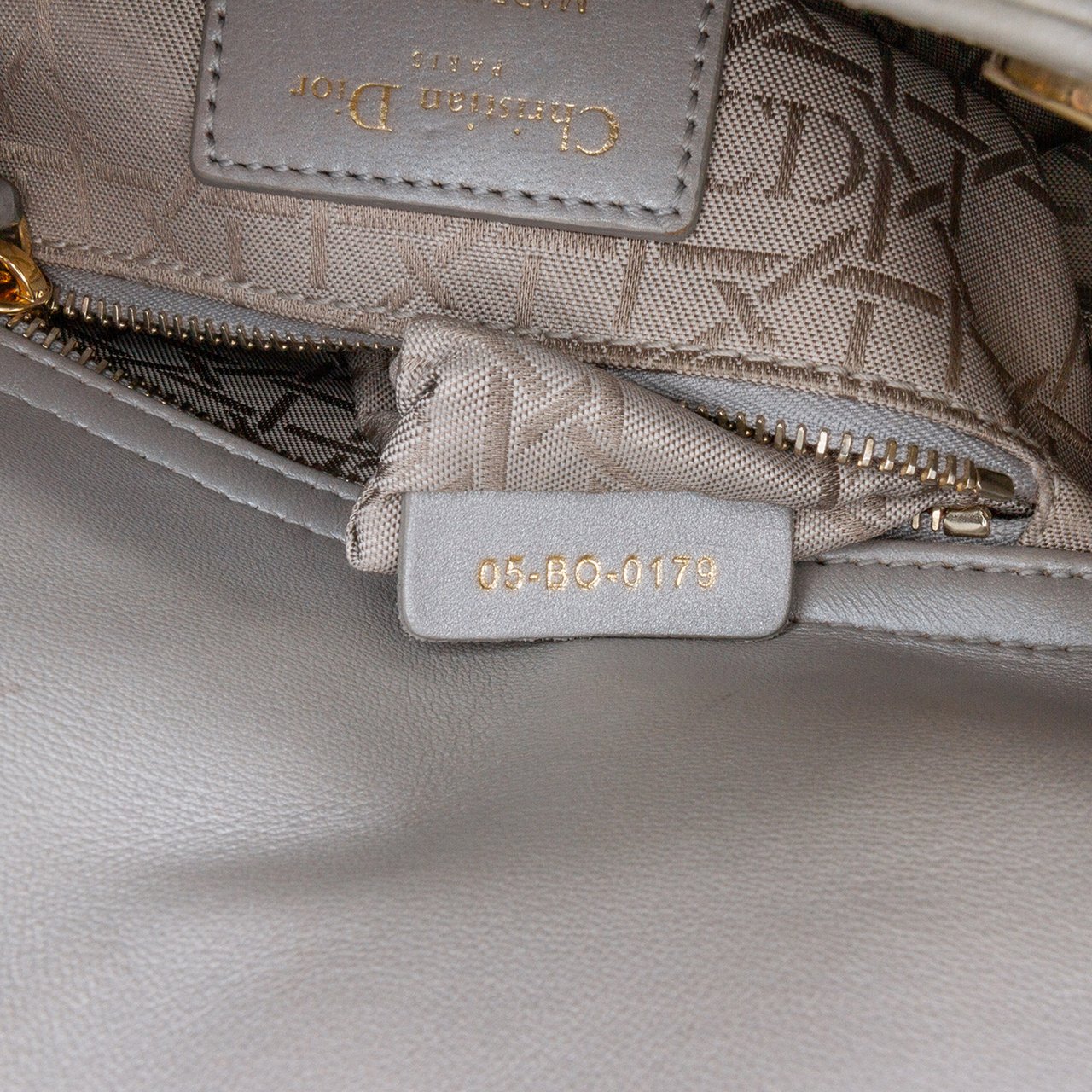 Dior Mini Metallic Lambskin Cannage Lady Dior Grijs