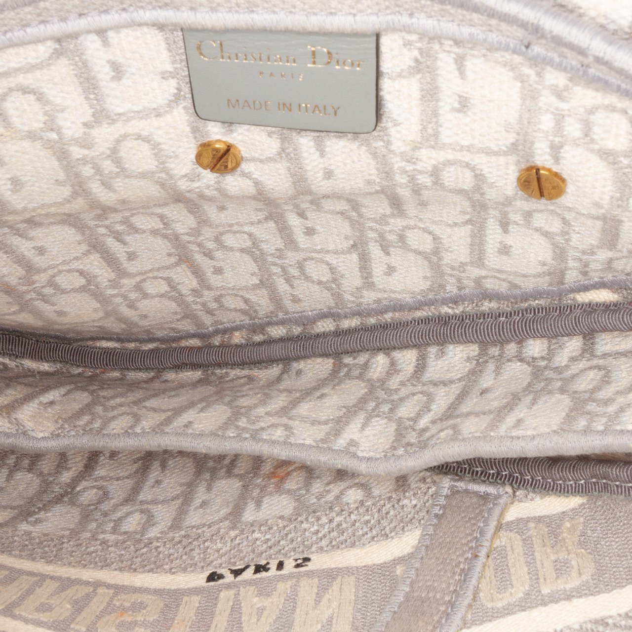 Dior Oblique Canvas Embroidered Saddle Bag Grijs