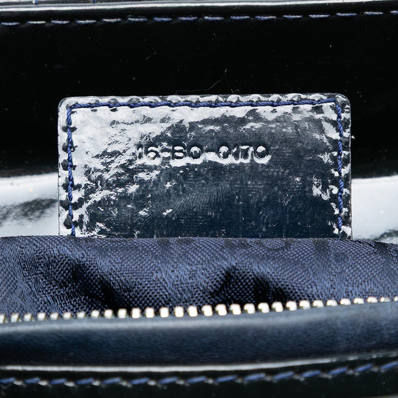 Dior Medium Patent Cannage Lady Dior Blauw