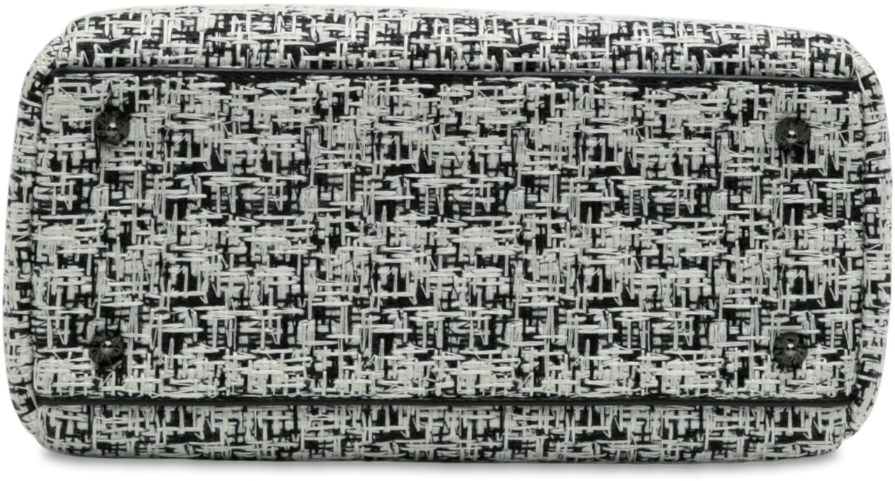 Dior Medium Tweed Lady Dior Wit